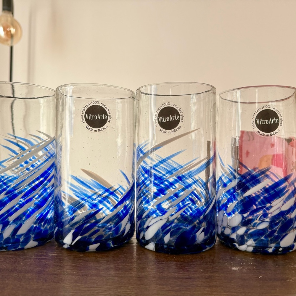 VitroArte Blue and White Glass Tumblers